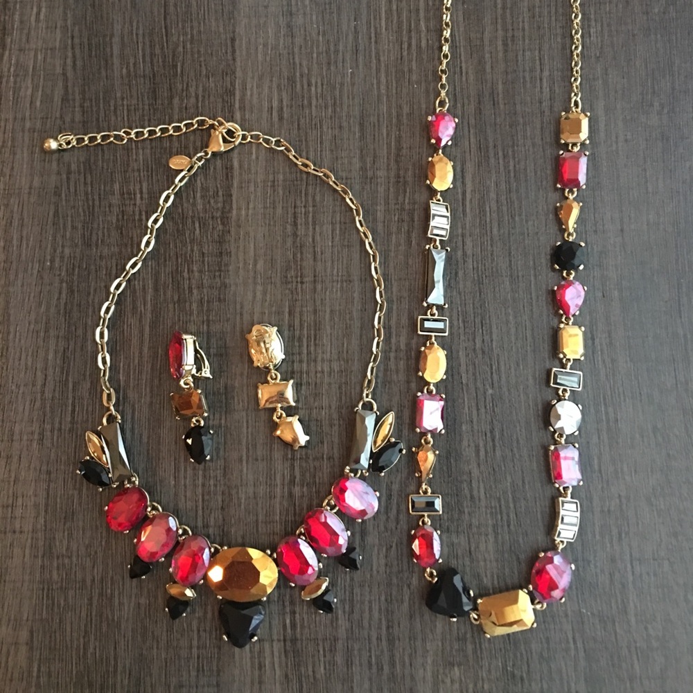 Chico’s 2 necklaces and earrings